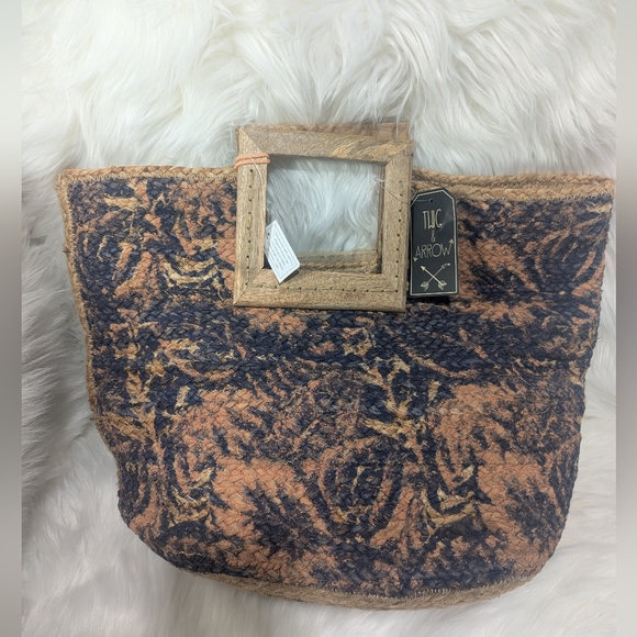 Tropical Purse with Shells - Picture 2 of 5